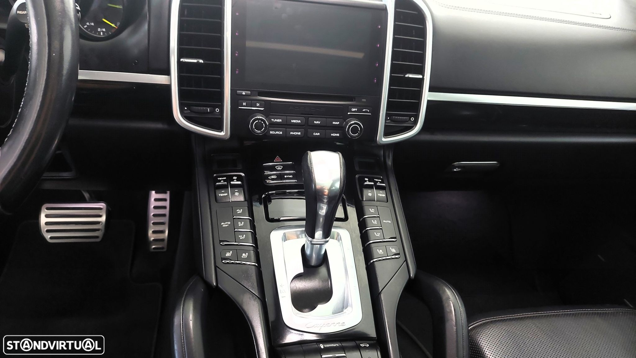 Porsche Cayenne - 12