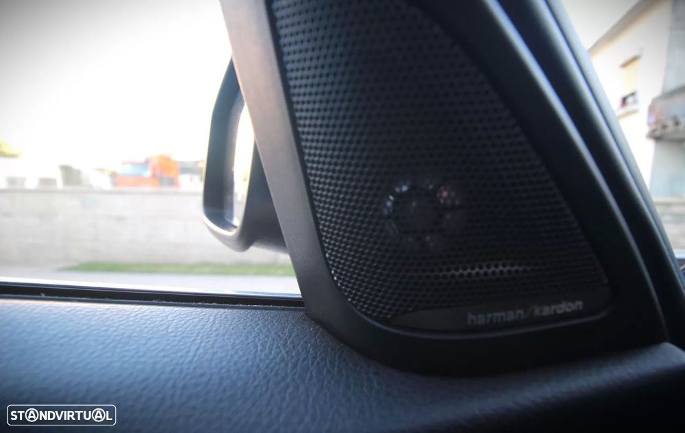 BMW 335 i xDrive L.Mod.Auto - 10