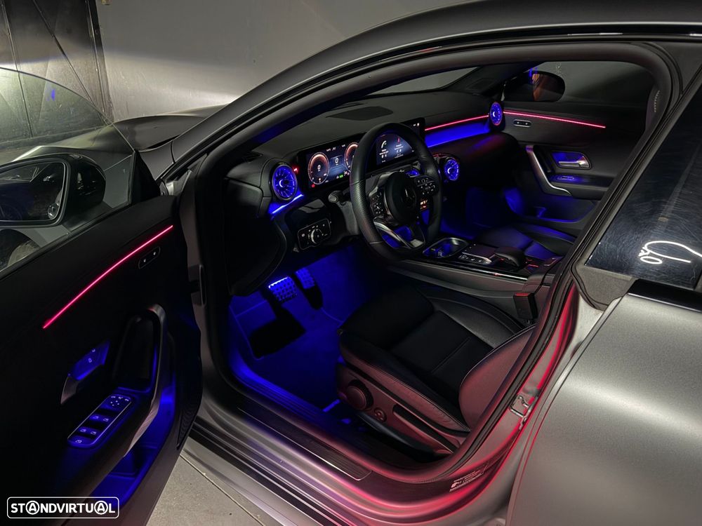 Mercedes-Benz CLA 250 e Shooting Brake AMG Line - 9