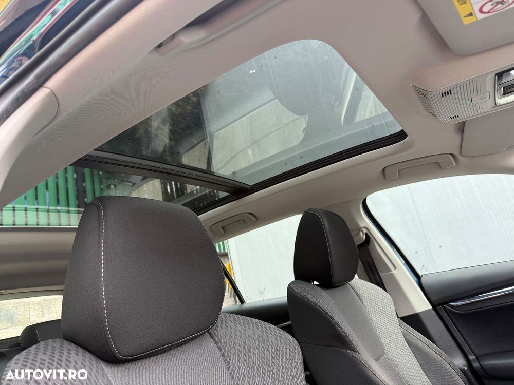 Skoda Octavia 2.0 TDI Premium Edition - 8