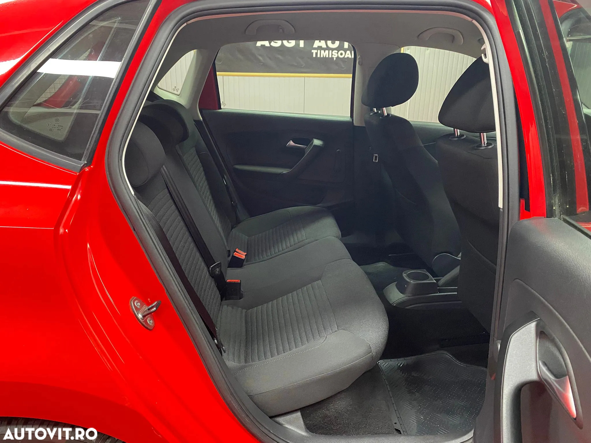 Volkswagen Polo - 16