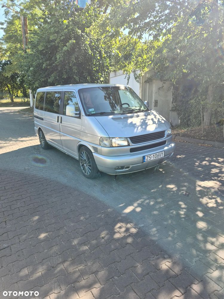 Volkswagen Multivan - 15