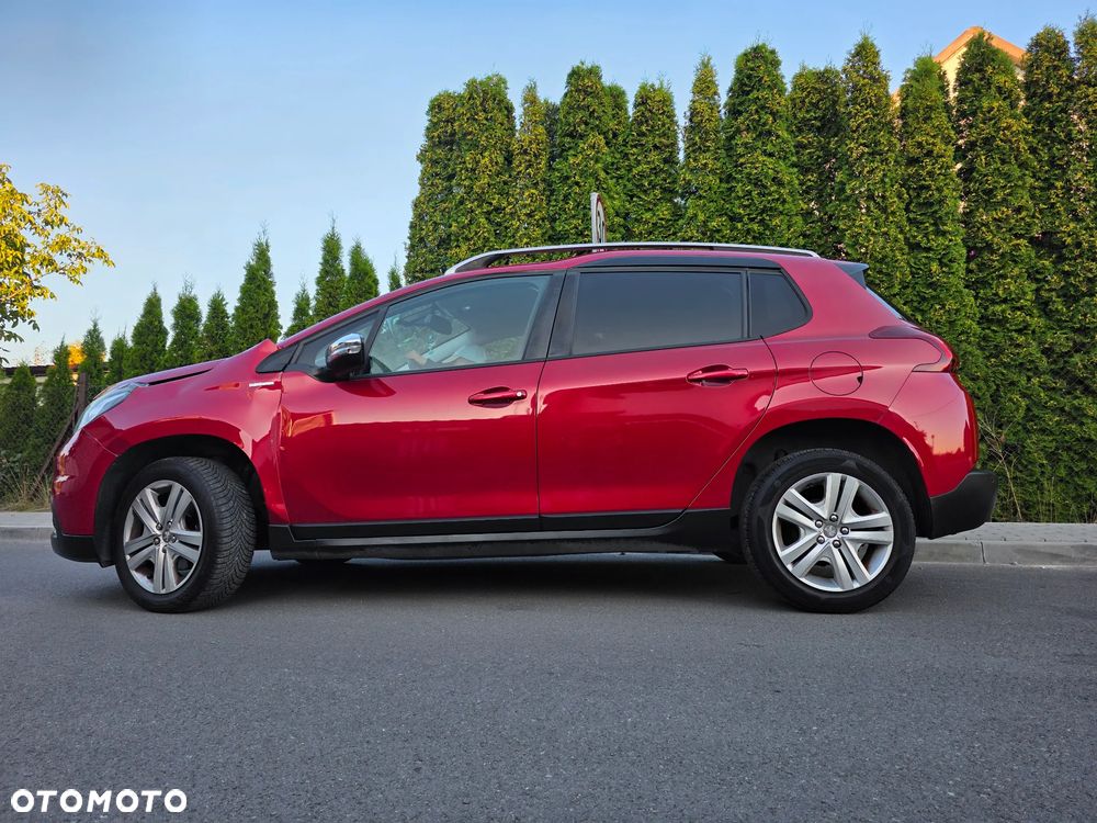 Peugeot 2008 BlueHDi 100 STOP & START Style - 36