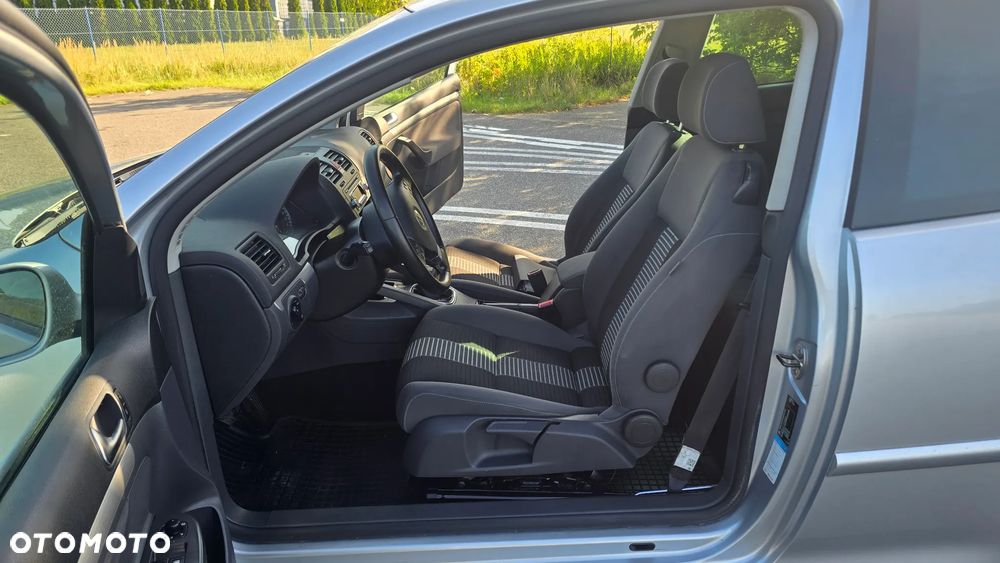 Volkswagen Golf 1.4 Entry - 31