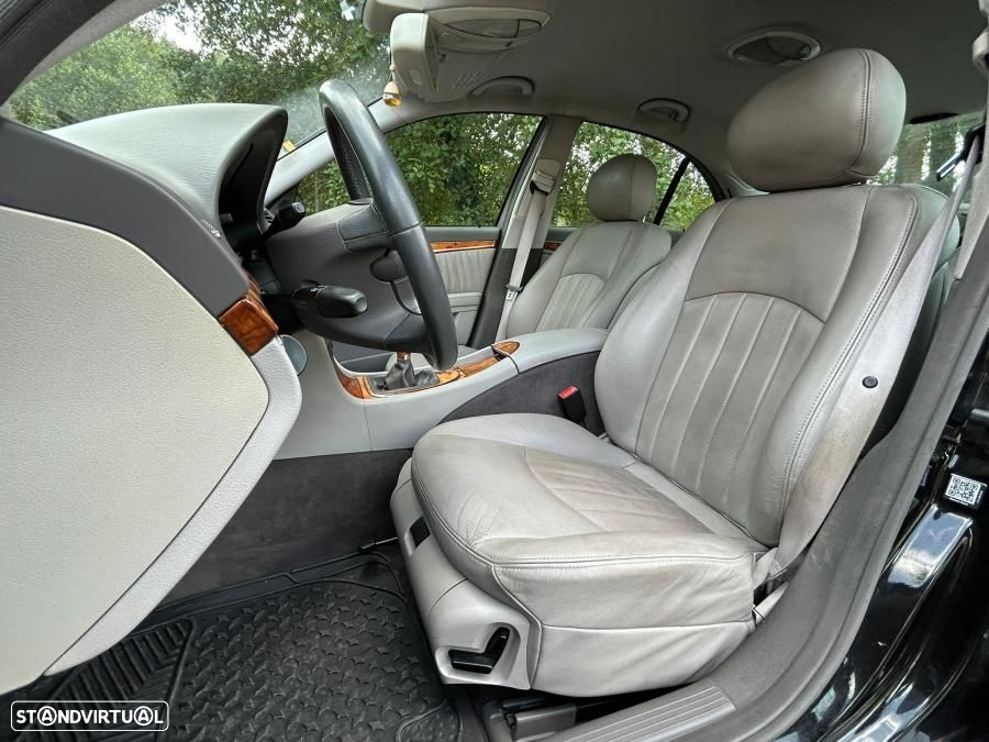Mercedes-Benz E 220 CDi Elegance - 26