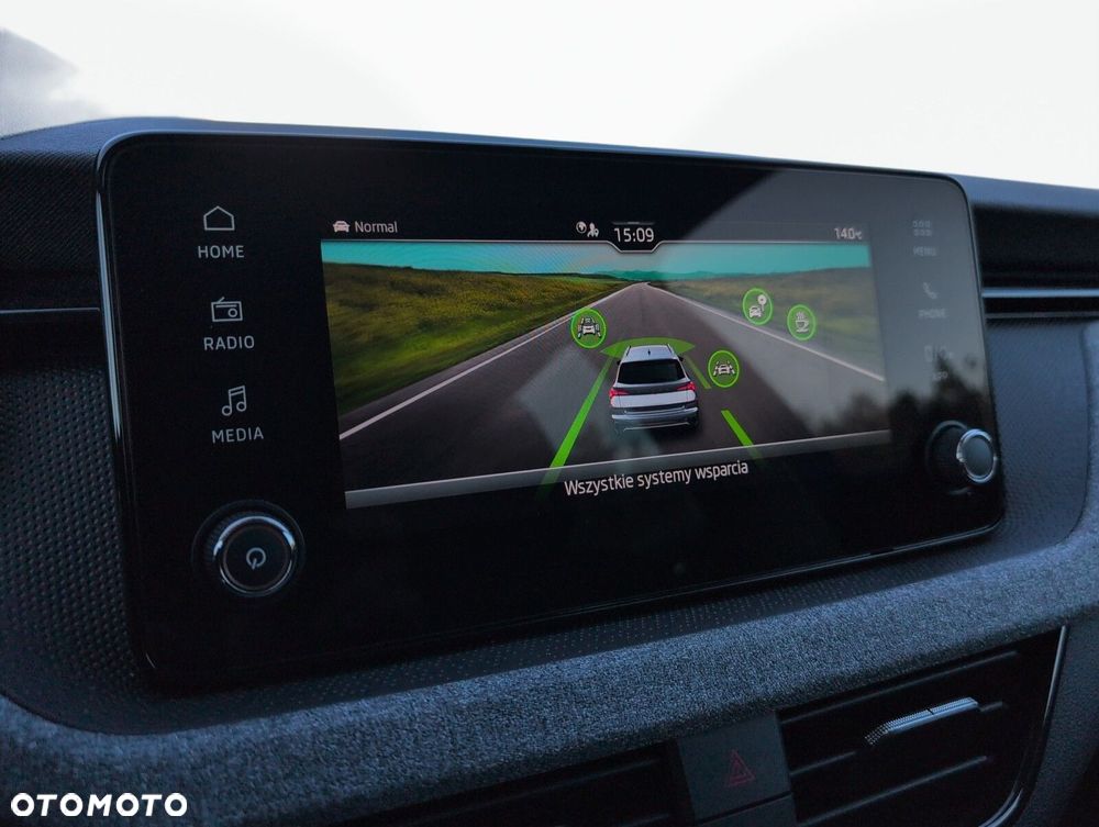 Skoda Kamiq 1.0 TSI Selection DSG - 25