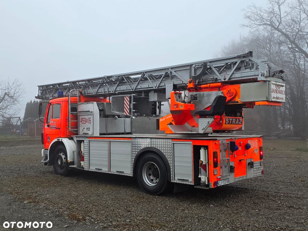 Mercedes-Benz 1422 - 9