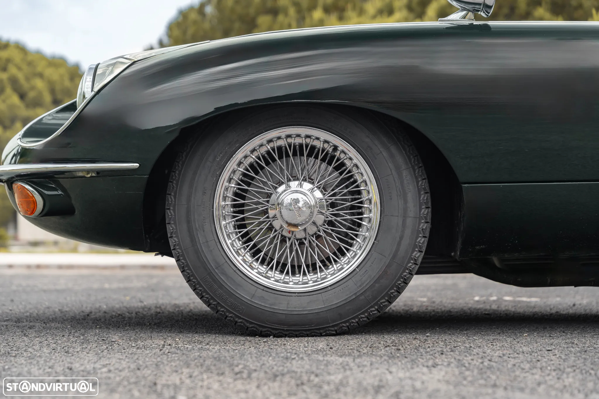 Jaguar E-Type - 10