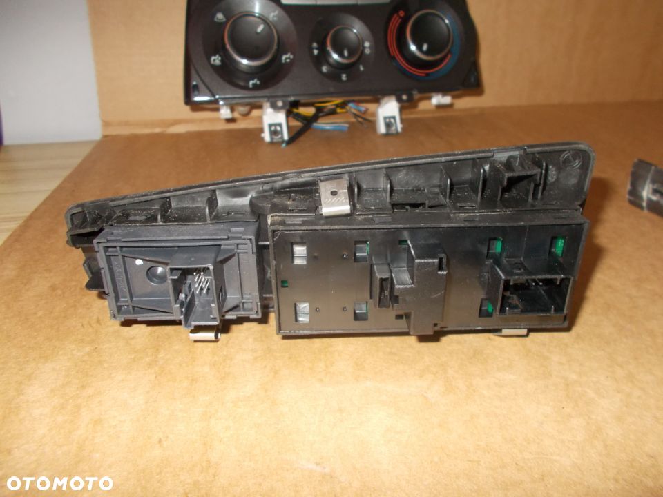 PANEL KLIMATYZACJI PANEL SZYB KIEROWCY WEJŚCIE USB FIAT BRAVO II 5G7846100 735451308 ORYGINAŁ - 5