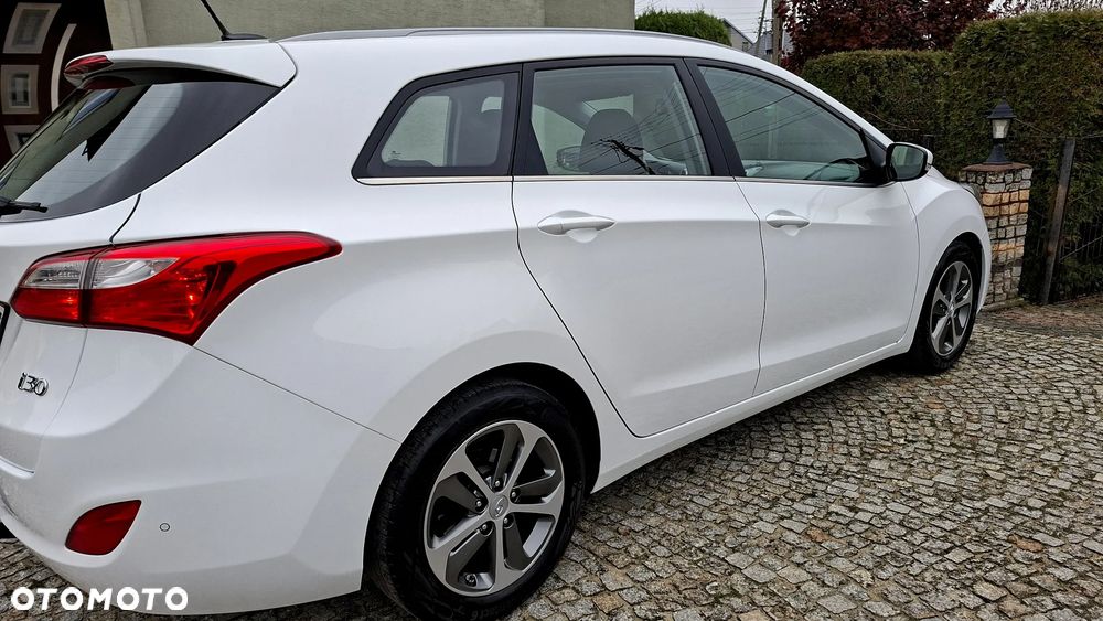 Hyundai i30 1.4 BlueDrive Comfort - 16