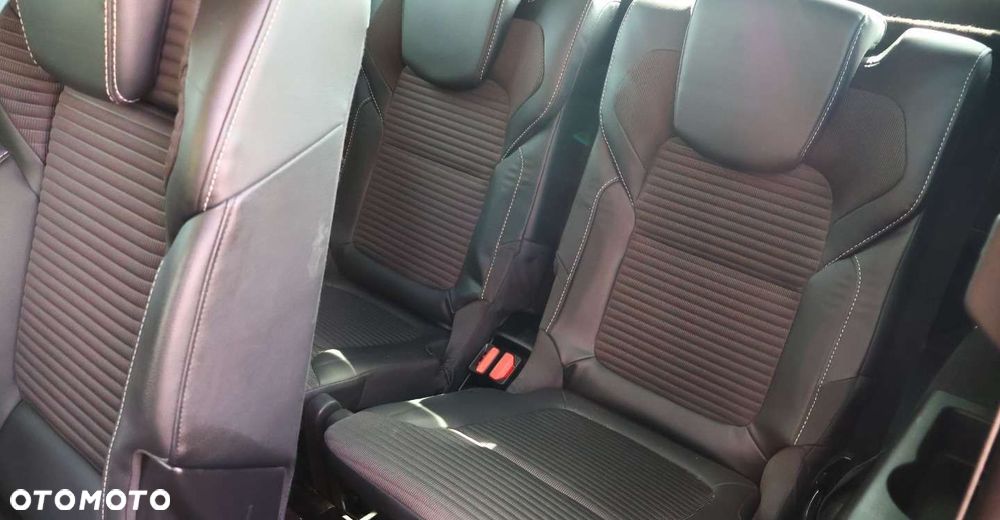 Renault Scenic - 26