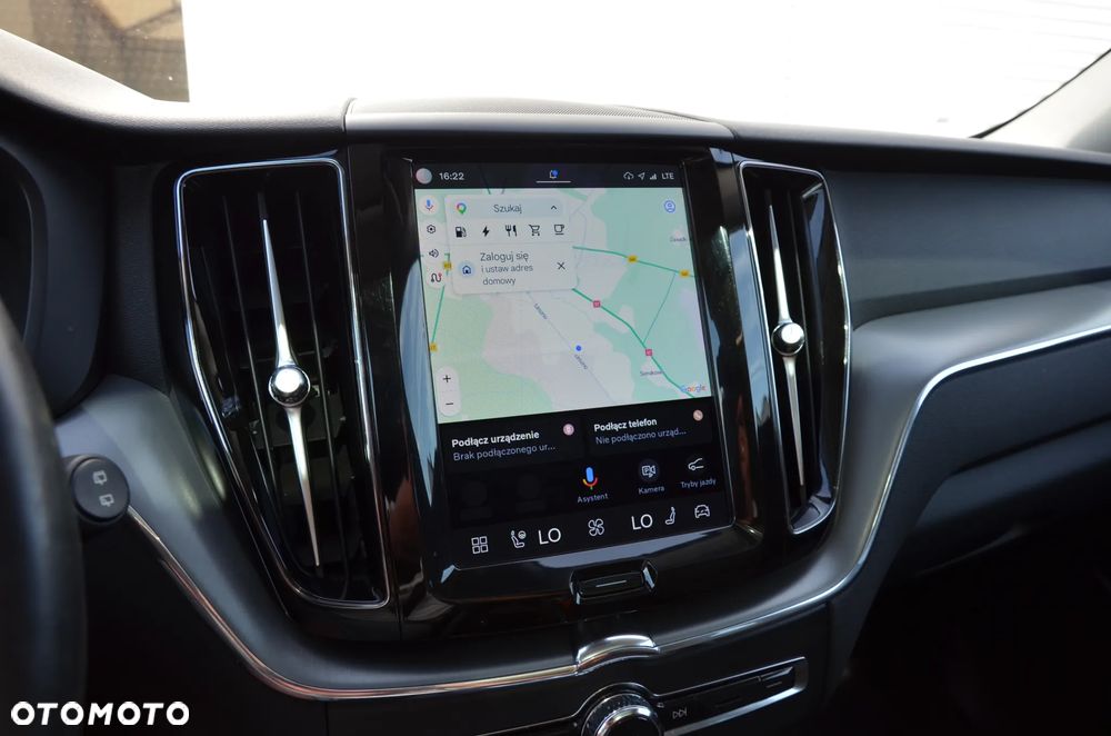 Volvo XC 60 T6 AWD Core - 22