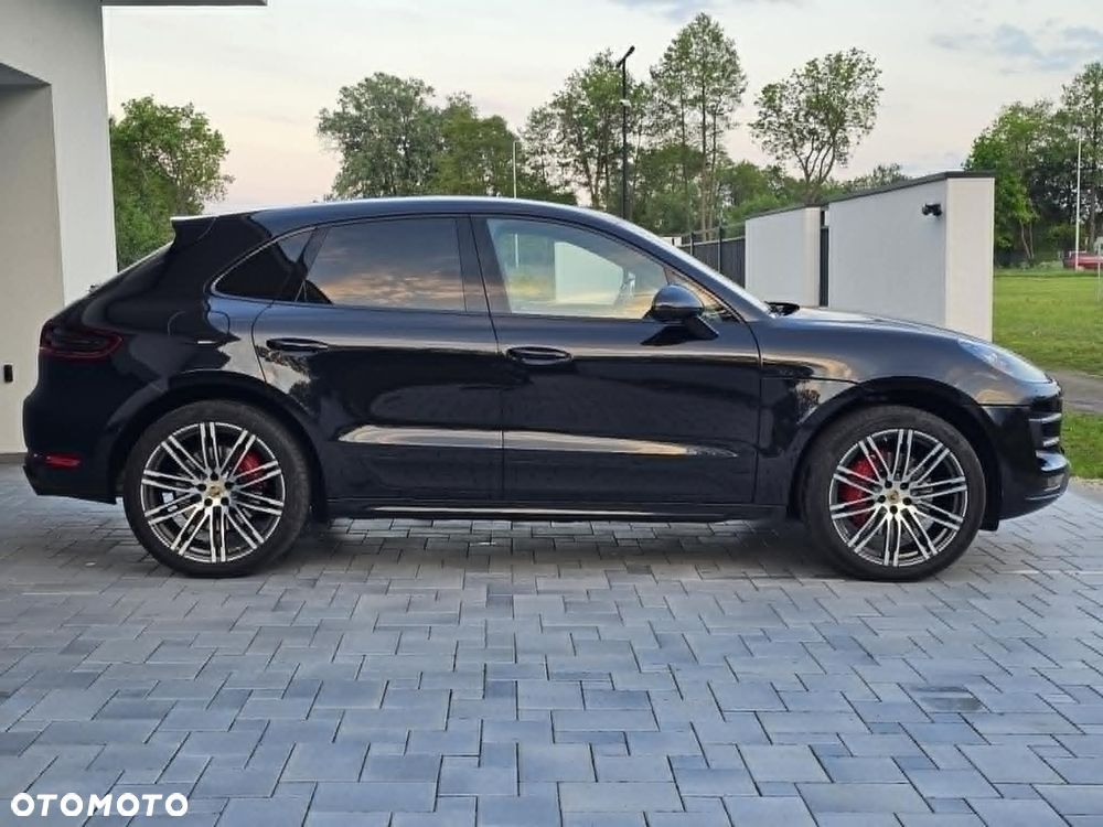 Porsche Macan - 10