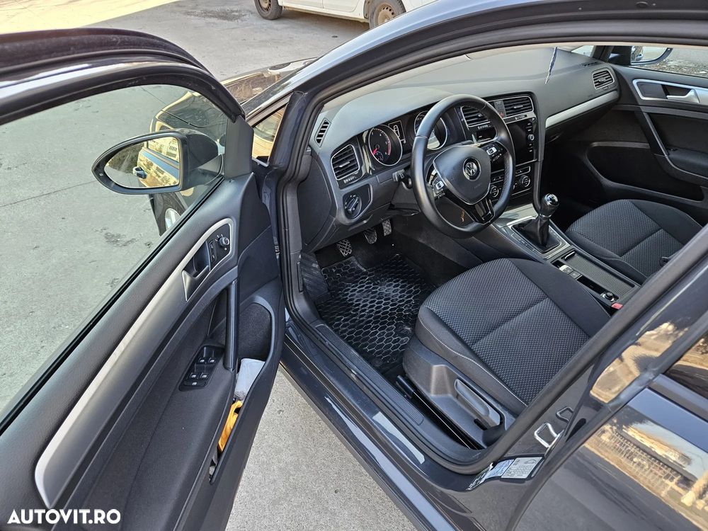 VOLKSWAGEN Golf 2019 — imagine 7