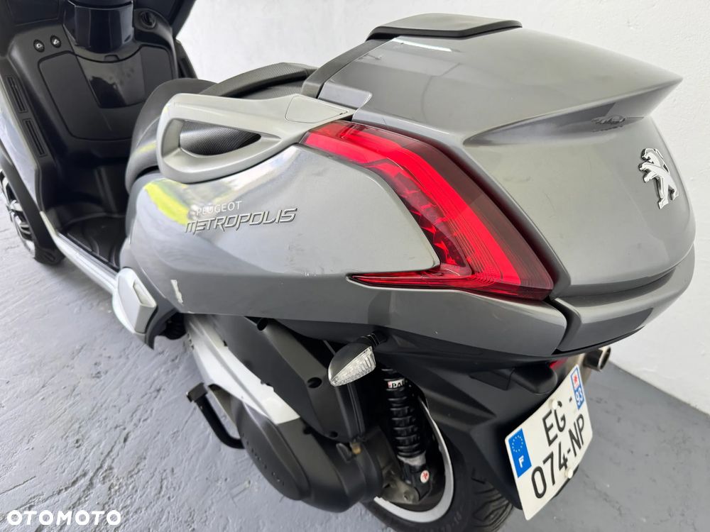Peugeot Metropolis - 38