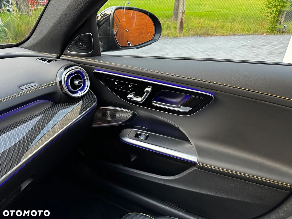 Mercedes-Benz Klasa C AMG 63 S E Performance T AMG Speedshift MCT9G - 26