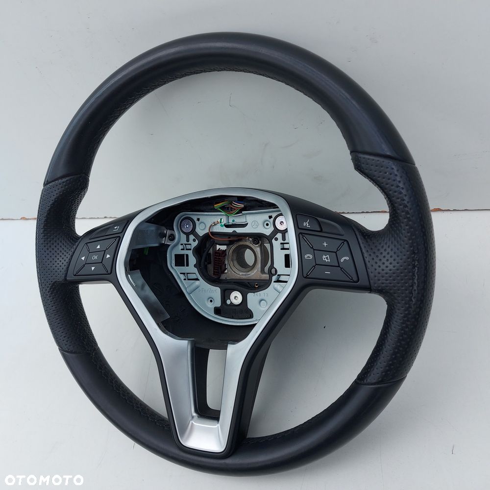 KIEROWNICA SKORA MERCEDES C W204 LIFT ORYGINAL DEMONTAZ - 5