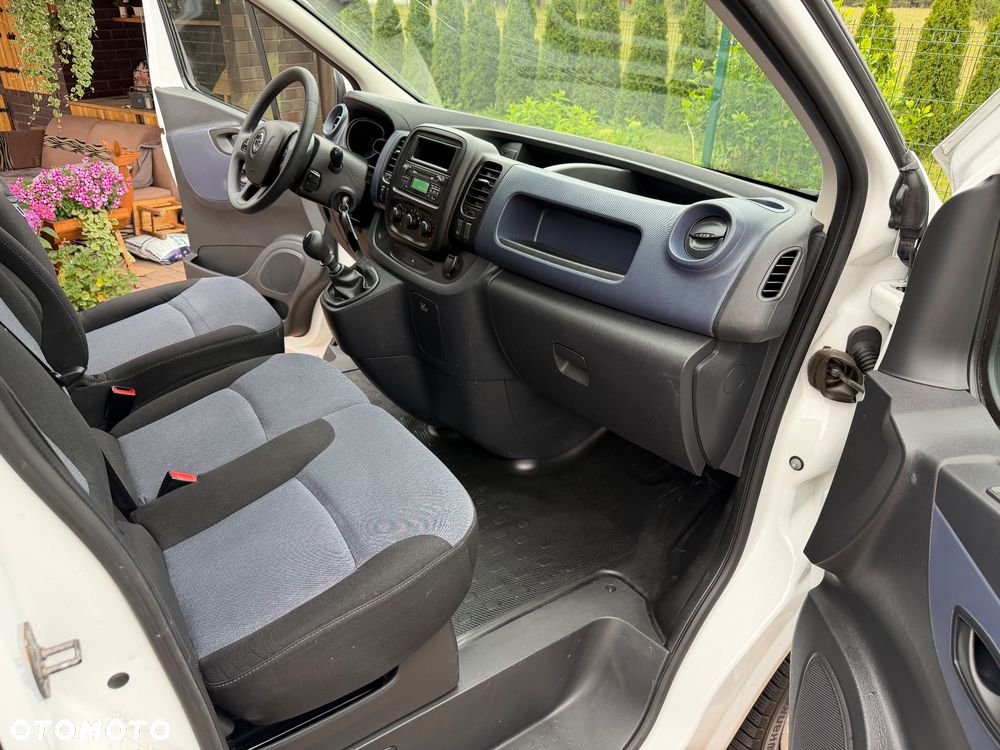 Opel VIVARO - 25