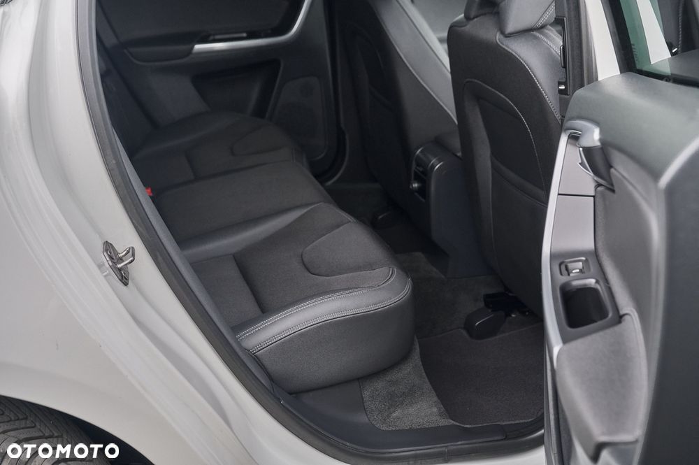 Volvo XC 60 D4 Summum - 21