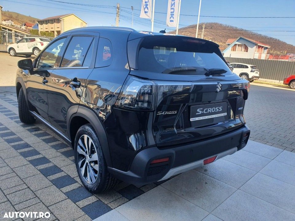 Suzuki S-Cross 1.4 Boosterjet AllGrip MHEV Luxus - 4