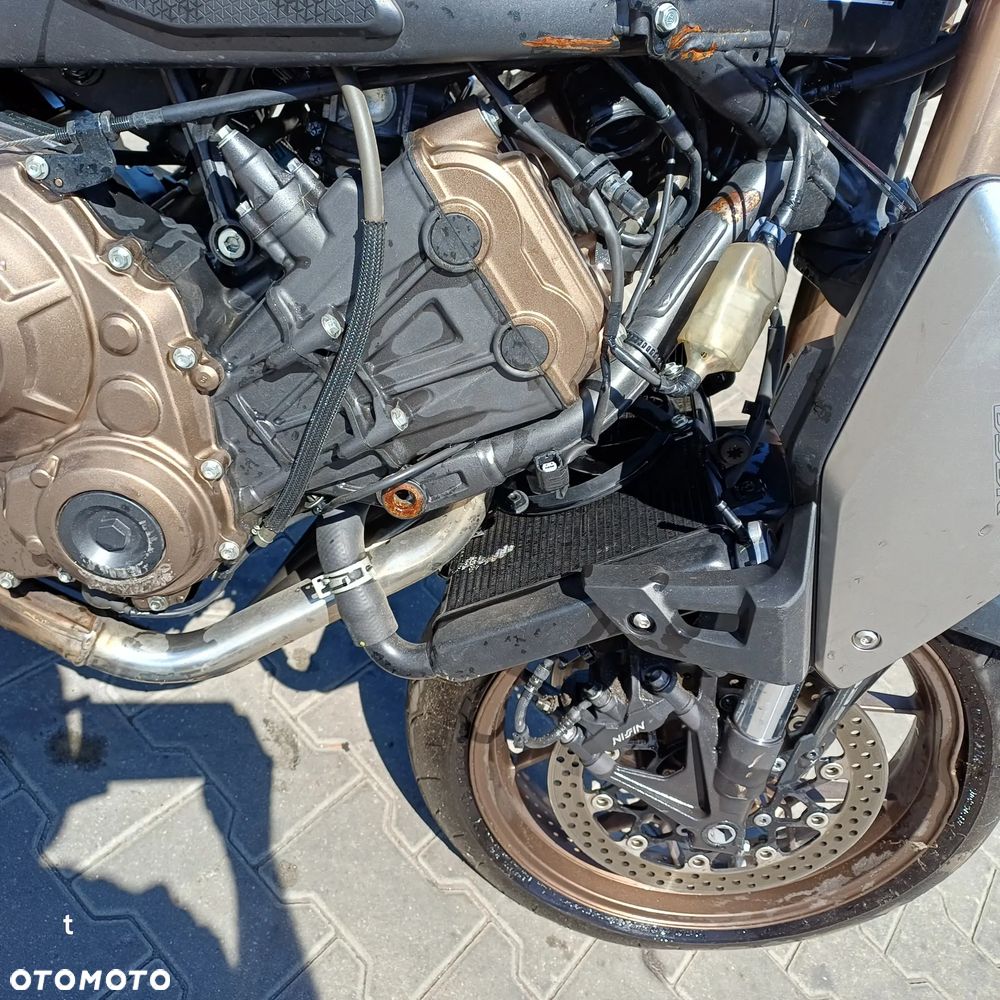 Honda CB - 6