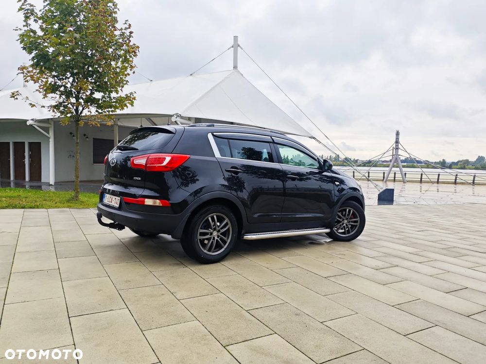 Kia Sportage 1.7 CRDI 2WD ISG Dream-Team Edition - 9