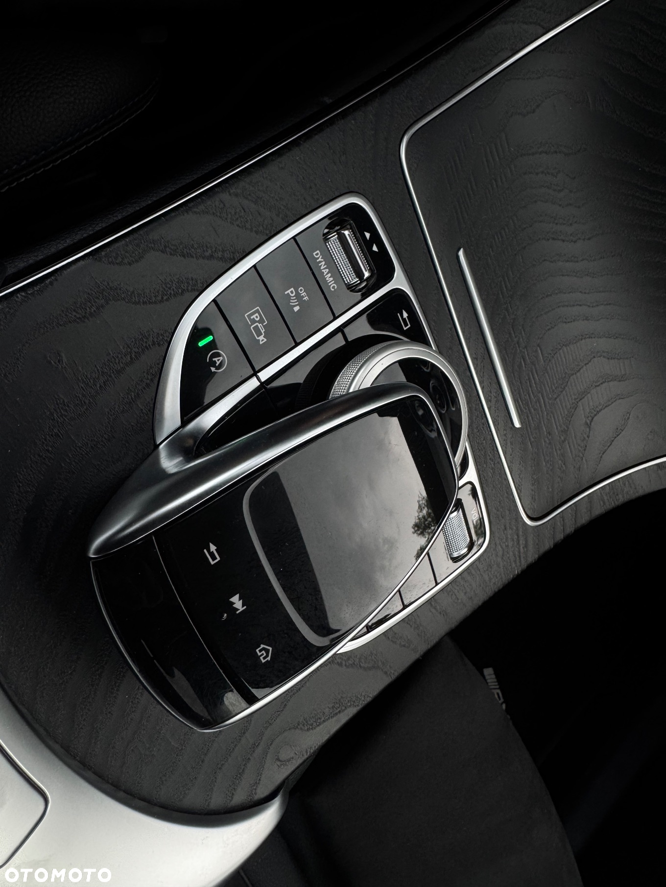 Mercedes-Benz Klasa C 220 d 4Matic T 9G-TRONIC Edition AMG Line - 32