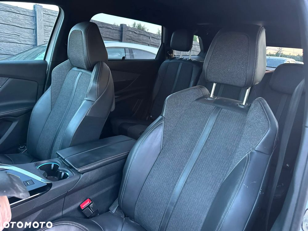 Peugeot 5008 1.6 THP Allure S&S EAT6 - 11