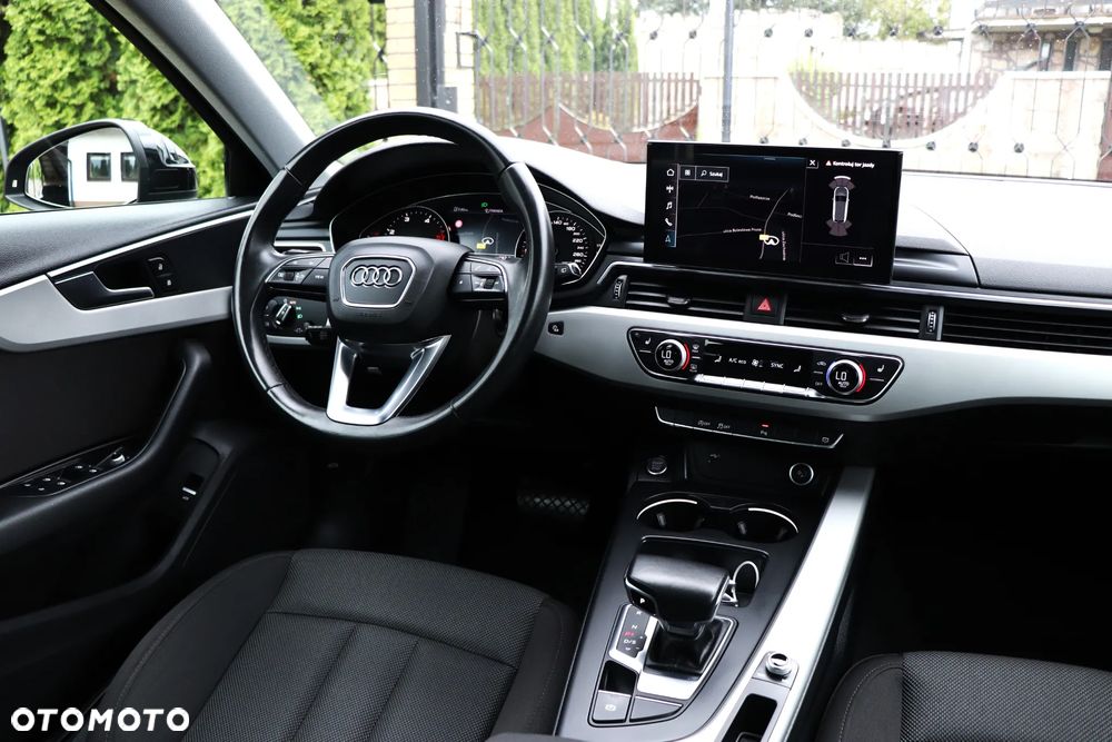 Audi A4 Avant 35 TDI mHEV S Line S tronic - 27