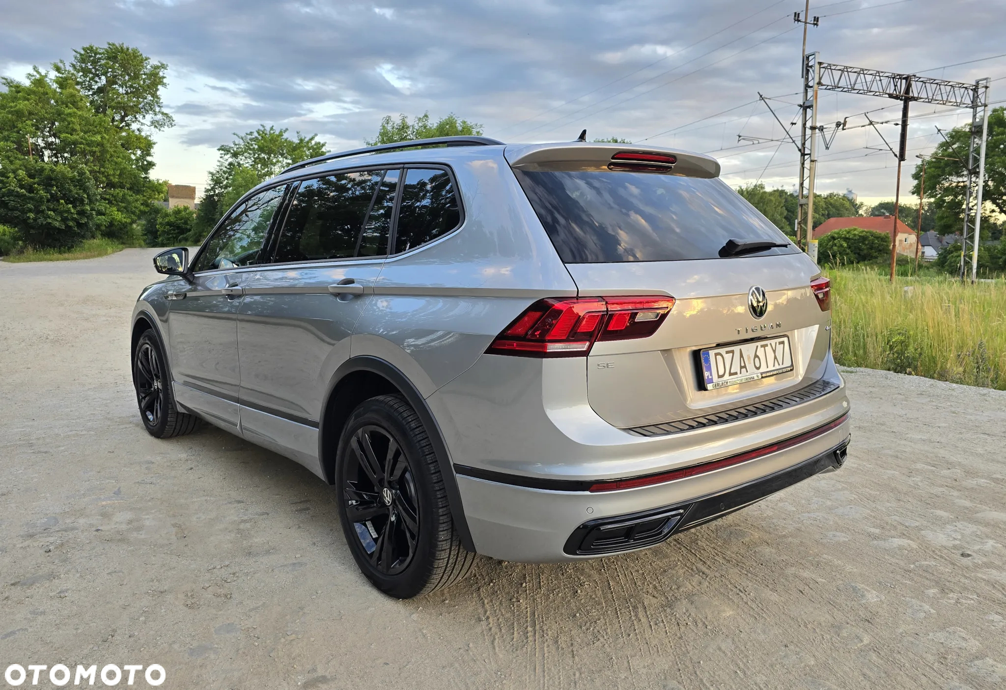 Volkswagen Tiguan - 4