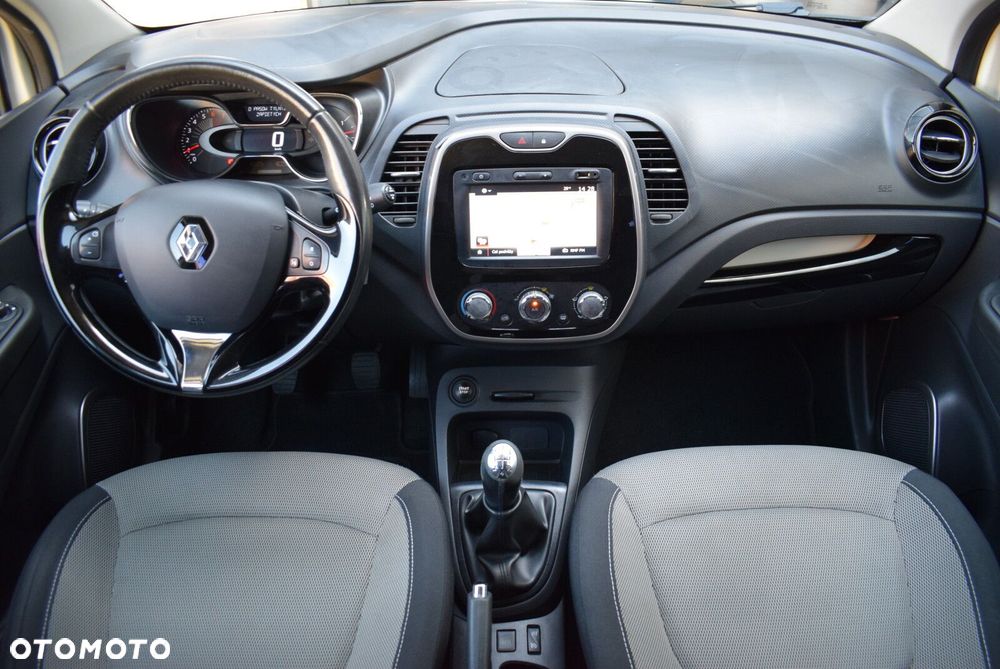 Renault Captur - 16