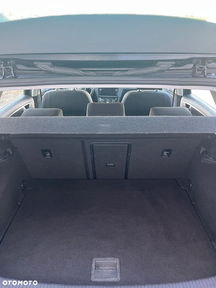 Volkswagen Golf - 7