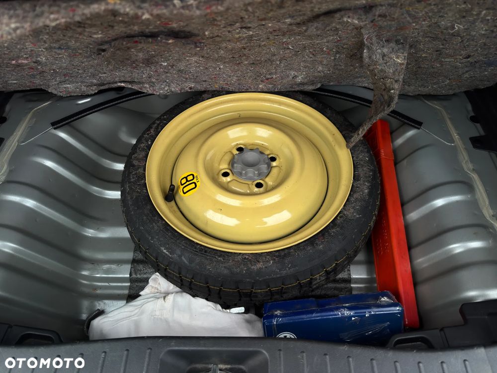 Daihatsu Sirion 1.3 - 32