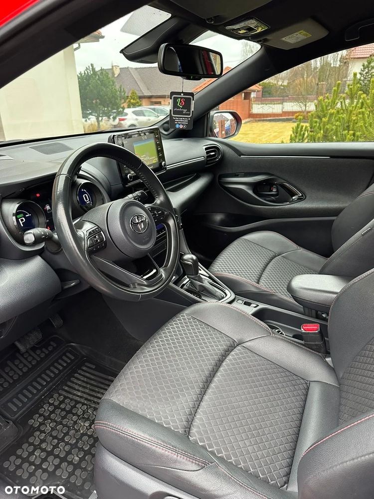 Toyota Yaris - 14
