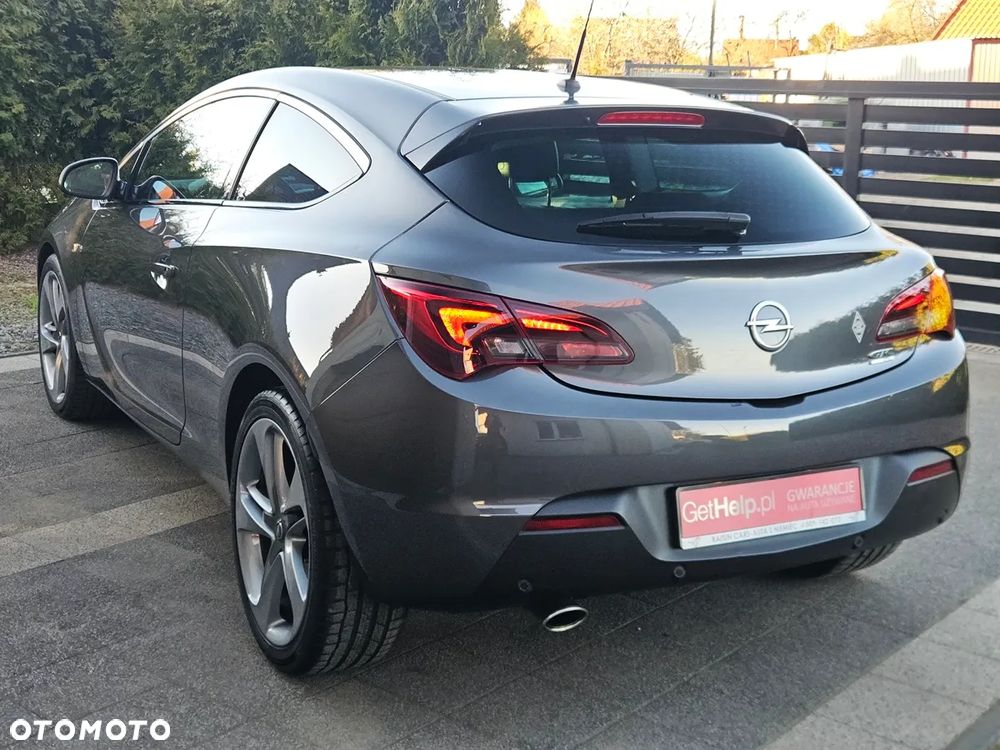 Opel Astra 1.6 T Sport - 25