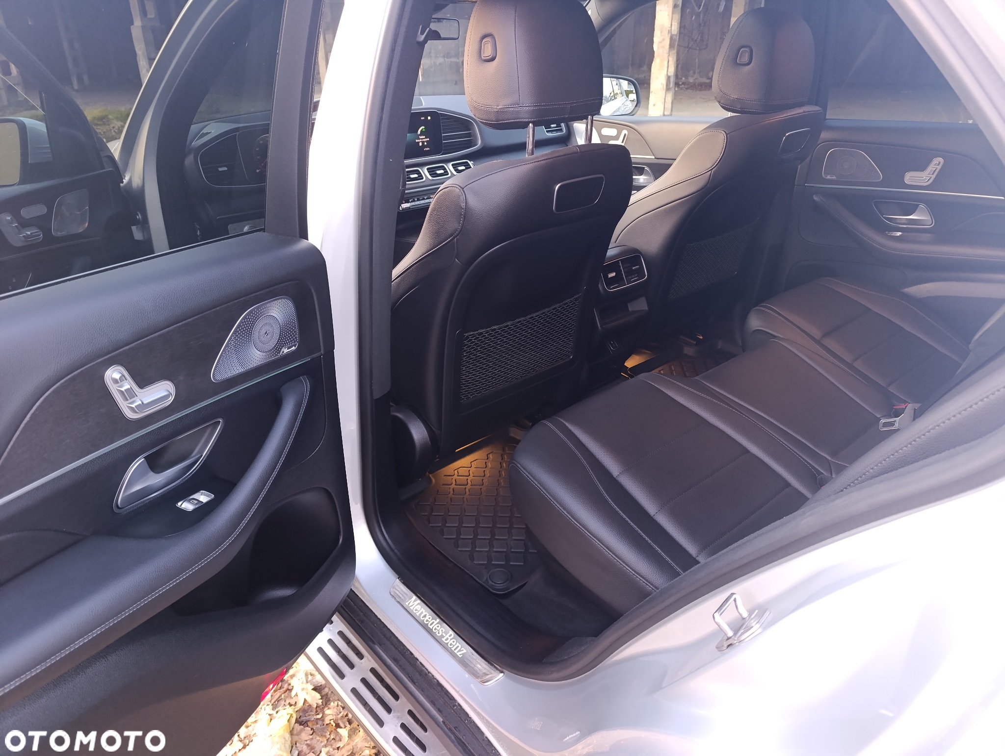 Mercedes-Benz GLE - 10