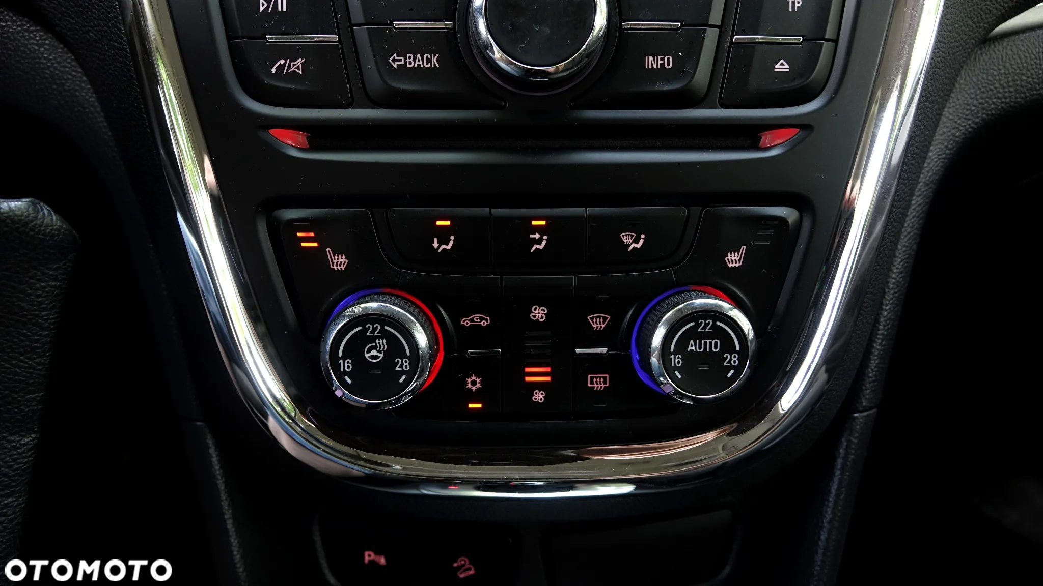 Opel Mokka 1.4 Turbo Automatik Edition - 21