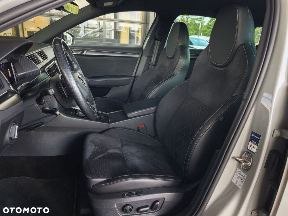 Skoda Superb 2.0 TDI SCR Sportline DSG - 10