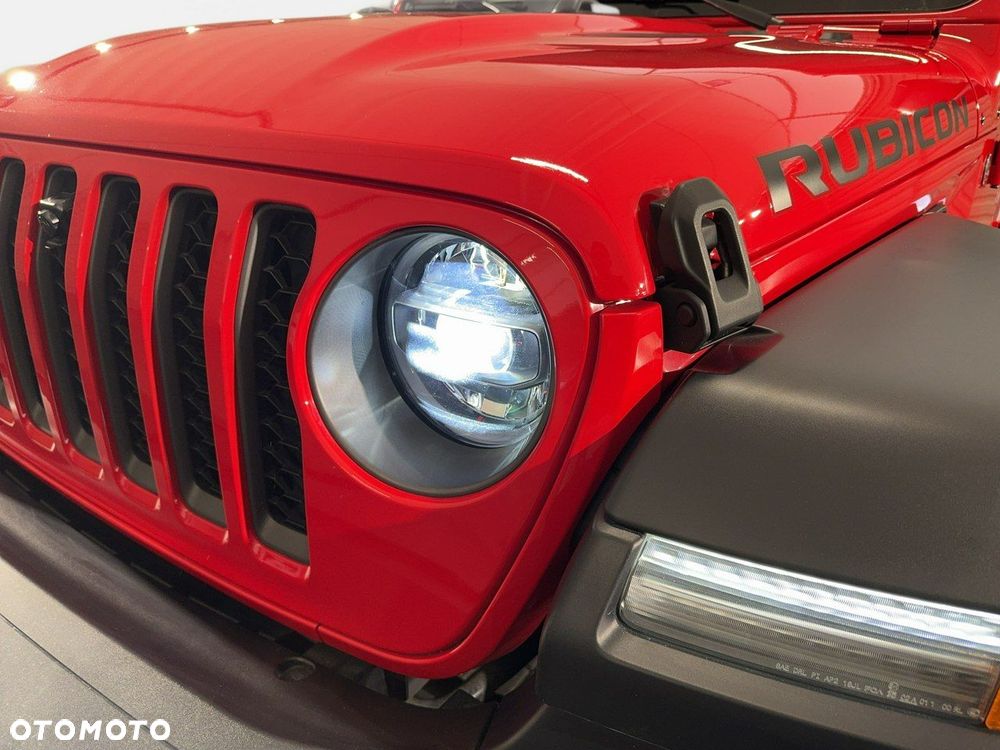 Jeep Wrangler - 10