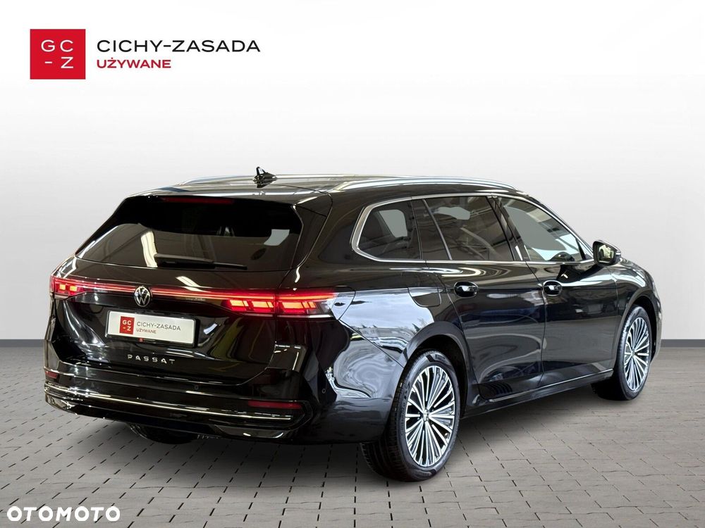 Volkswagen Passat 2.0 TDI SCR Elegance DSG - 5