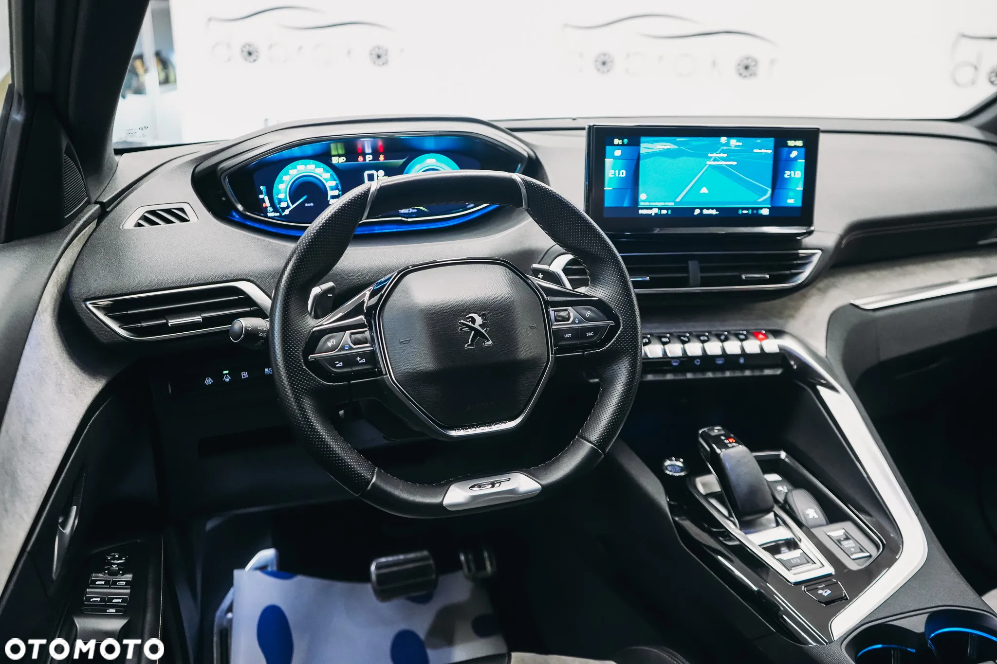 Peugeot 3008 Hybrid4 300 e-EAT8 GT - 14