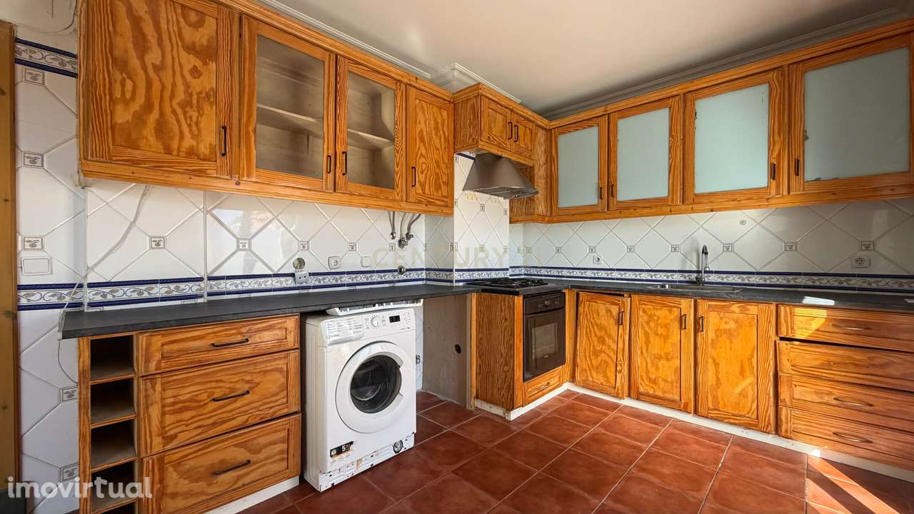 Apartamento T3 com Dois Terraços, na Quinta do Conde - Grande imagem: 3/32