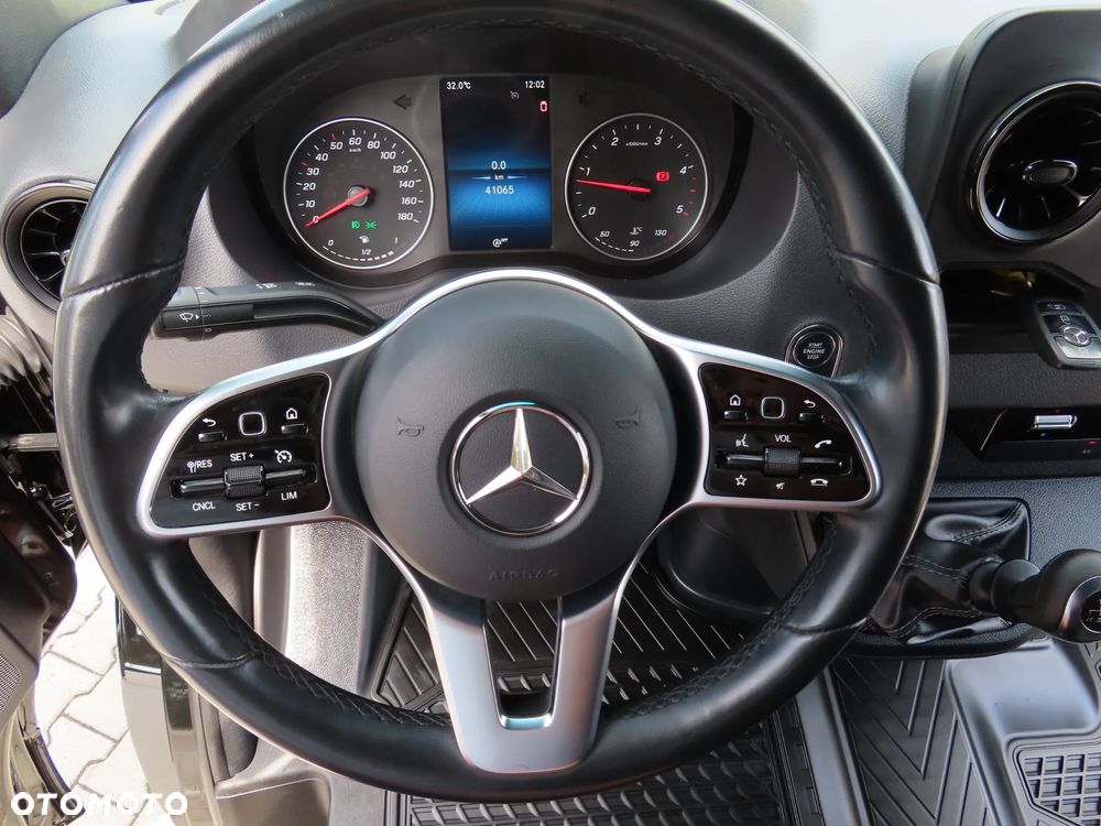 Mercedes-Benz Sprinter 319 CDI 190 KM Ekstra Długi Wysoki Dach LONG MAXI + 4800 mm Furgon Blaszak Rozstaw Osi 4325 mm Ładowność 881 Kg HAK 2800 Kg Stan Jak Nowy GOTOWY I DOSTEPNY POLECAM - 36