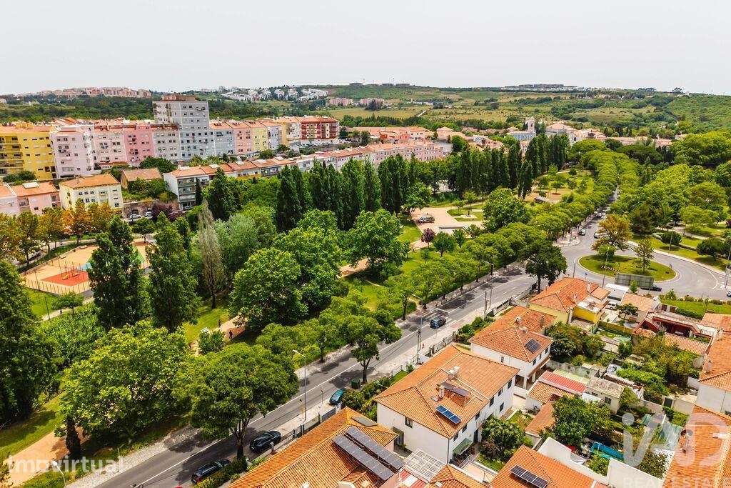 Moradia geminada T4 em Queluz e Belas de 190 m2 - Grande imagem: 4/40