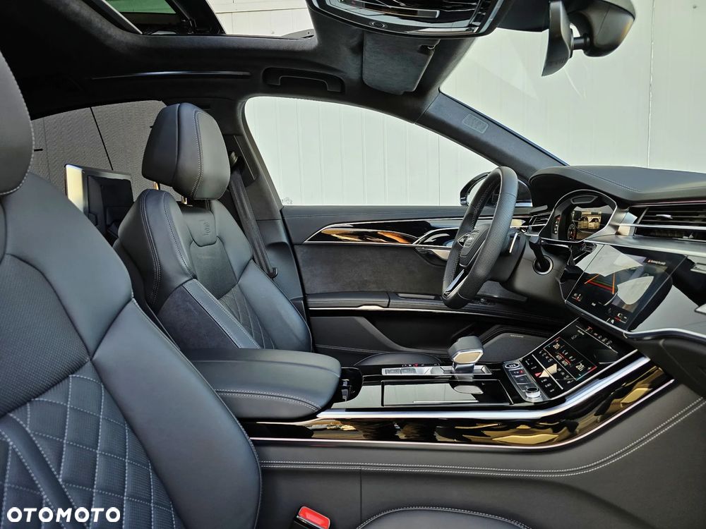 Audi A8 - 15
