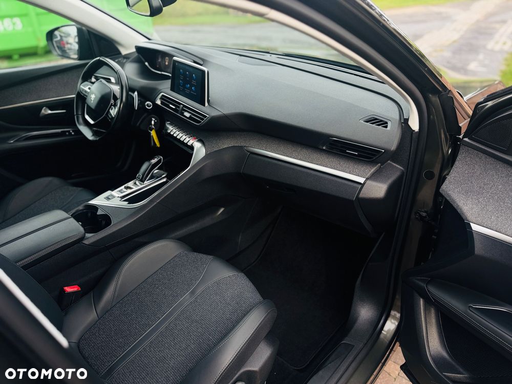 Peugeot 3008 1.5 BlueHDi Allure Pack S&S EAT8 - 10