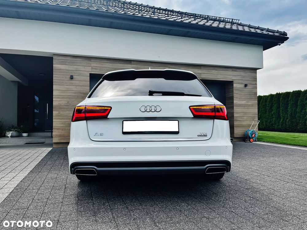 Audi A6 Avant 2.0 TDI quattro S tronic - 11
