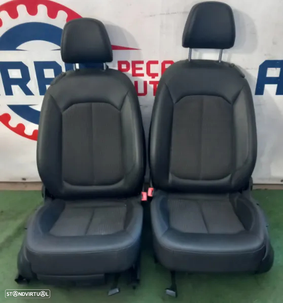 Bancos Frontais e Traseiros Audi A3 8V Quattro 2014 - 3