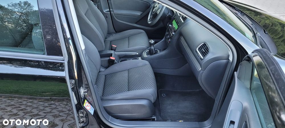 Volkswagen Golf 1.6 TDI DPF Comfortline - 15
