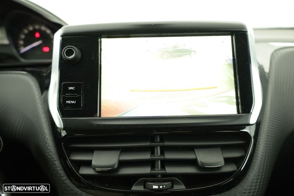 Peugeot 2008 1.2 PureTech Style - 12